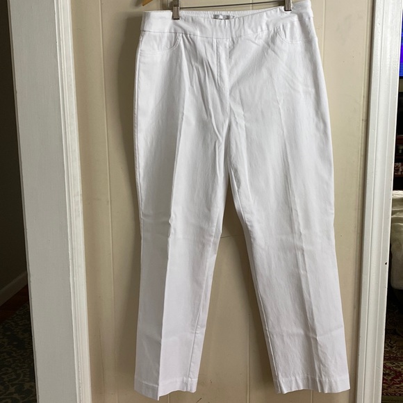 Draper’s and Damon’s Pants - Draper’s and Damon’s White Flat Front Pull On Pants